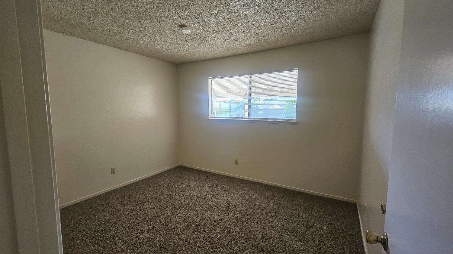 92 W Gettysburg Ave, Clovis, CA 93612