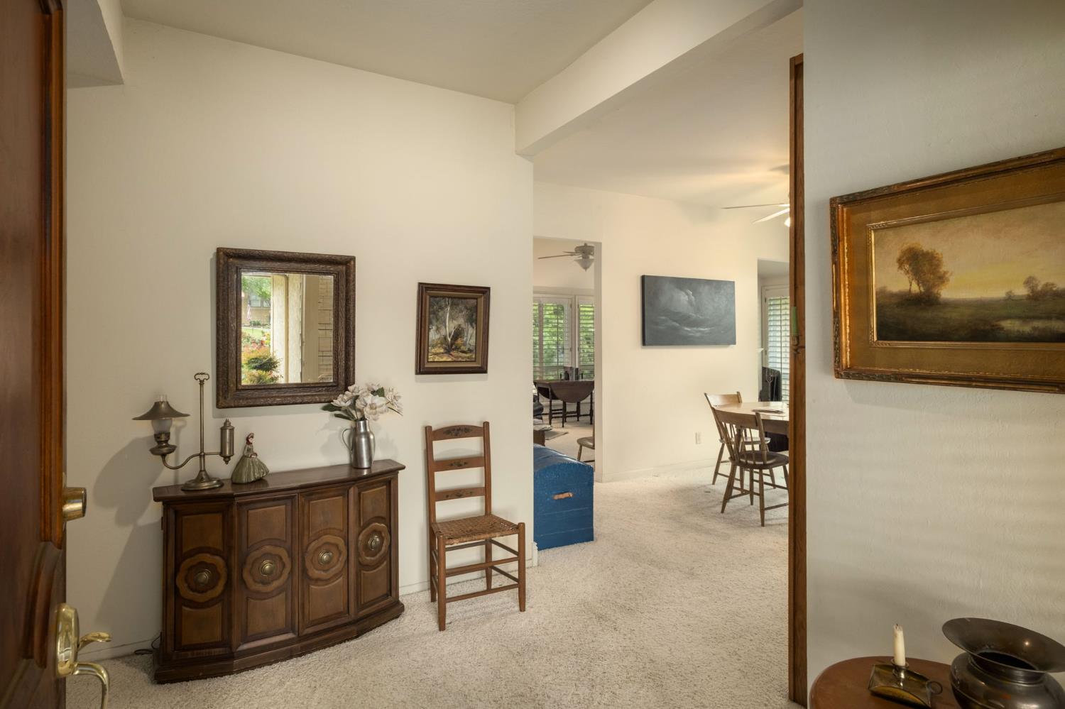 1049 W Sierra Ave, Fresno, CA 93711