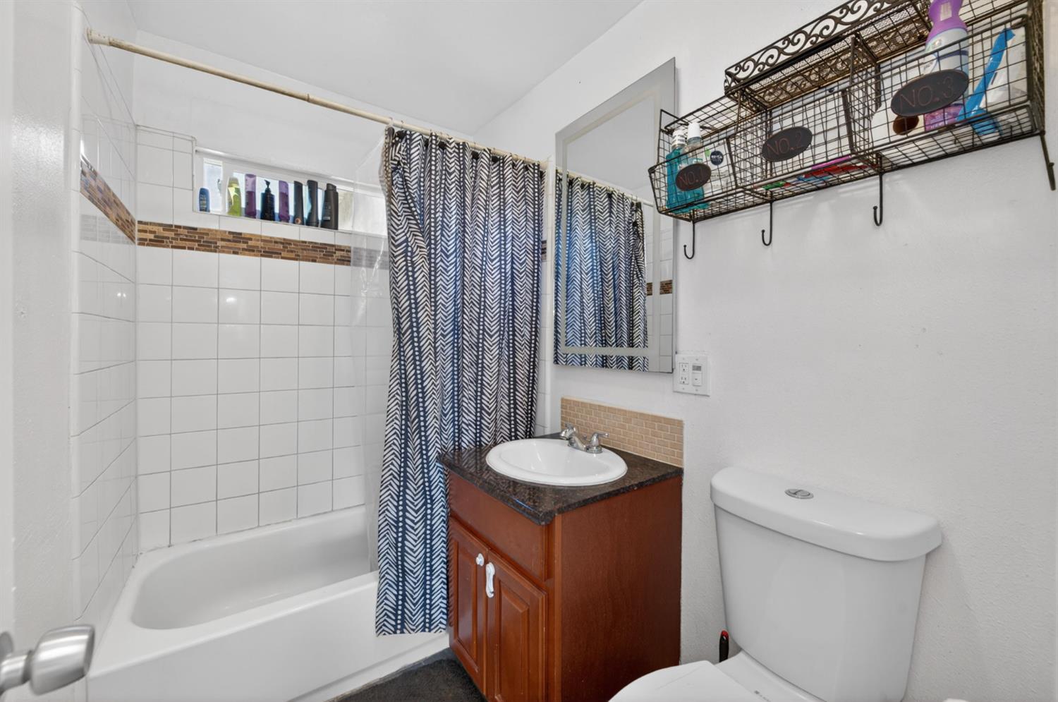 4913 N Diana St, Clovis, CA 93726