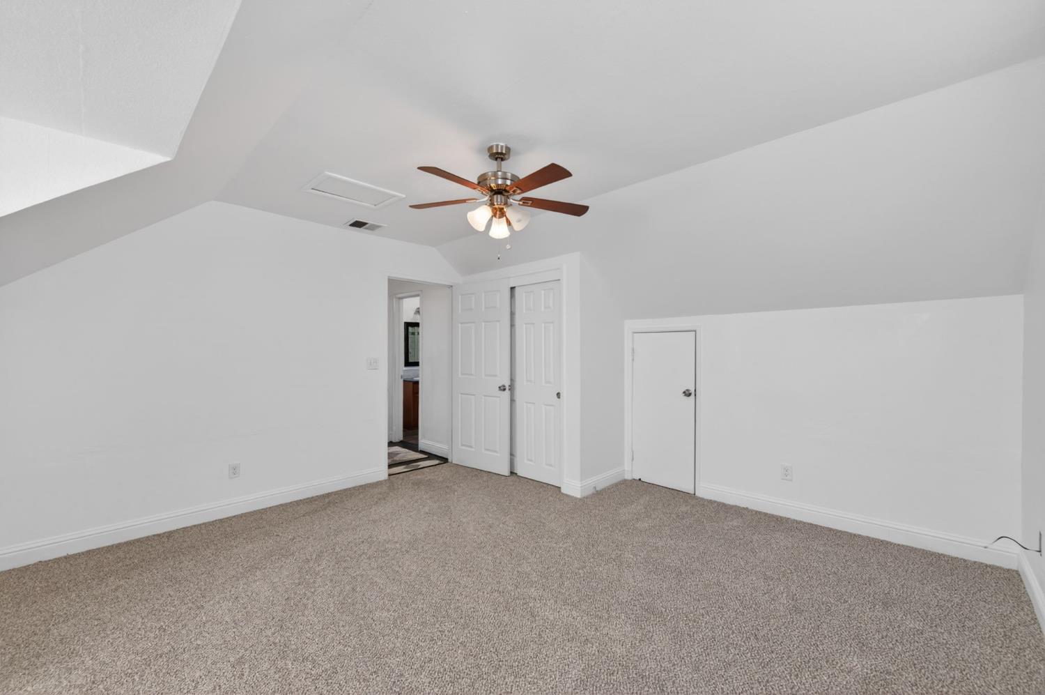 4913 N Diana St, Clovis, CA 93726