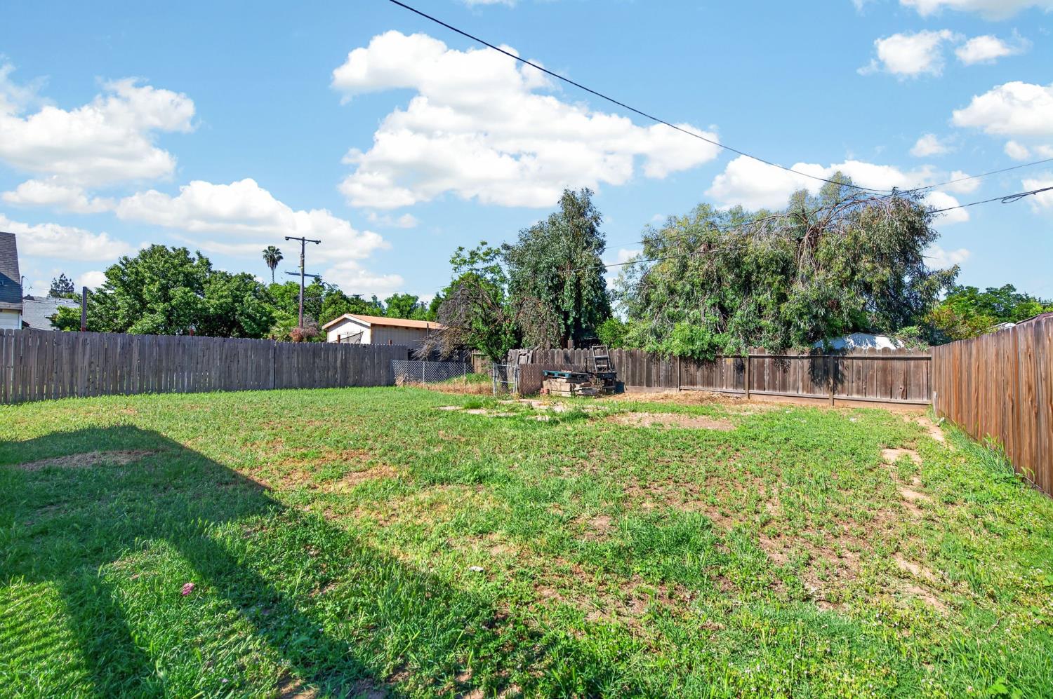 4913 N Diana St, Clovis, CA 93726