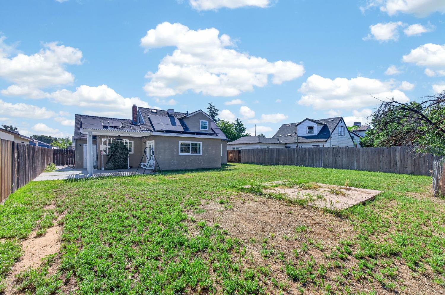 4913 N Diana St, Clovis, CA 93726