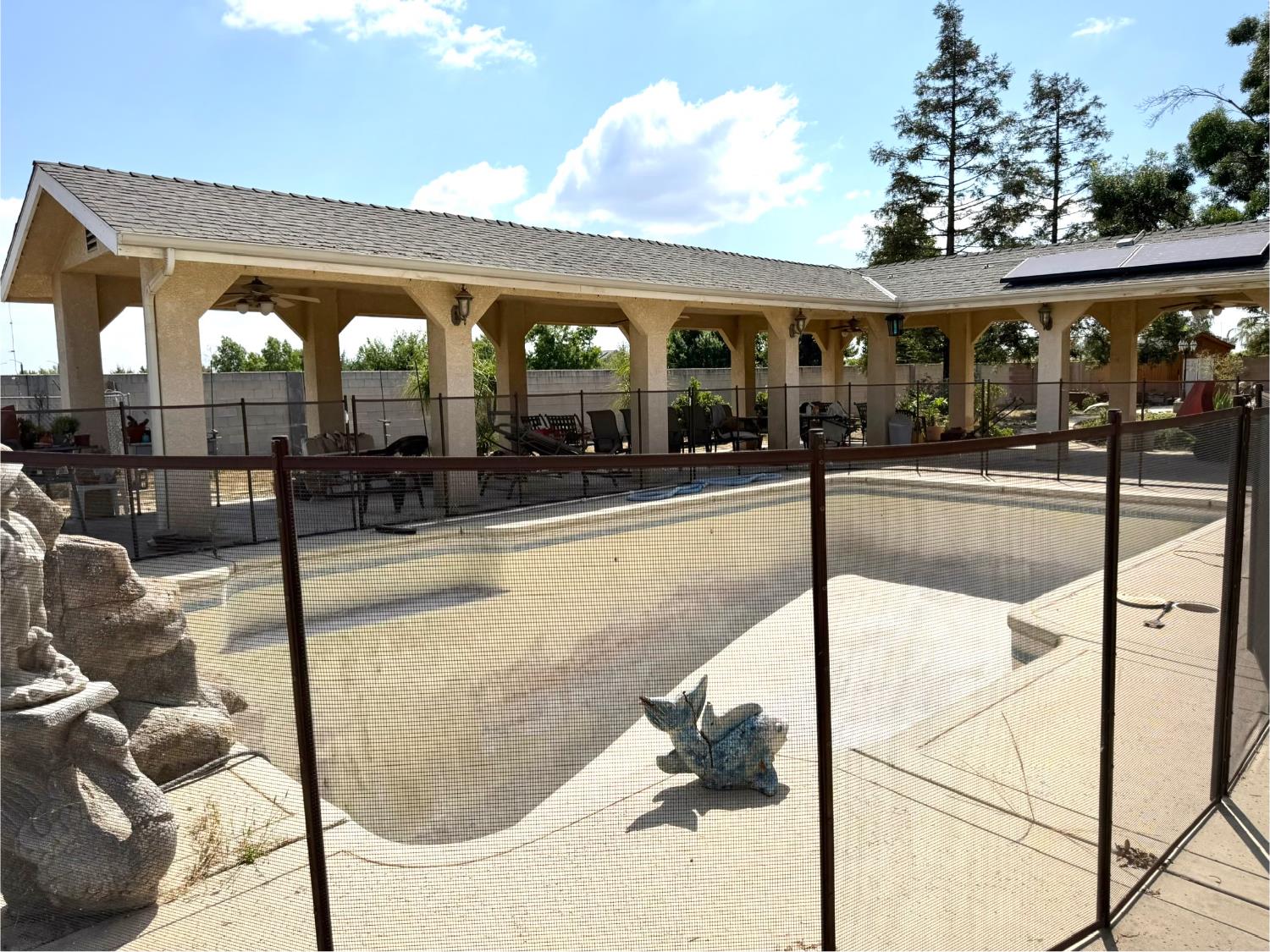 844 W Nebraska Ave, Dinuba, CA 93618