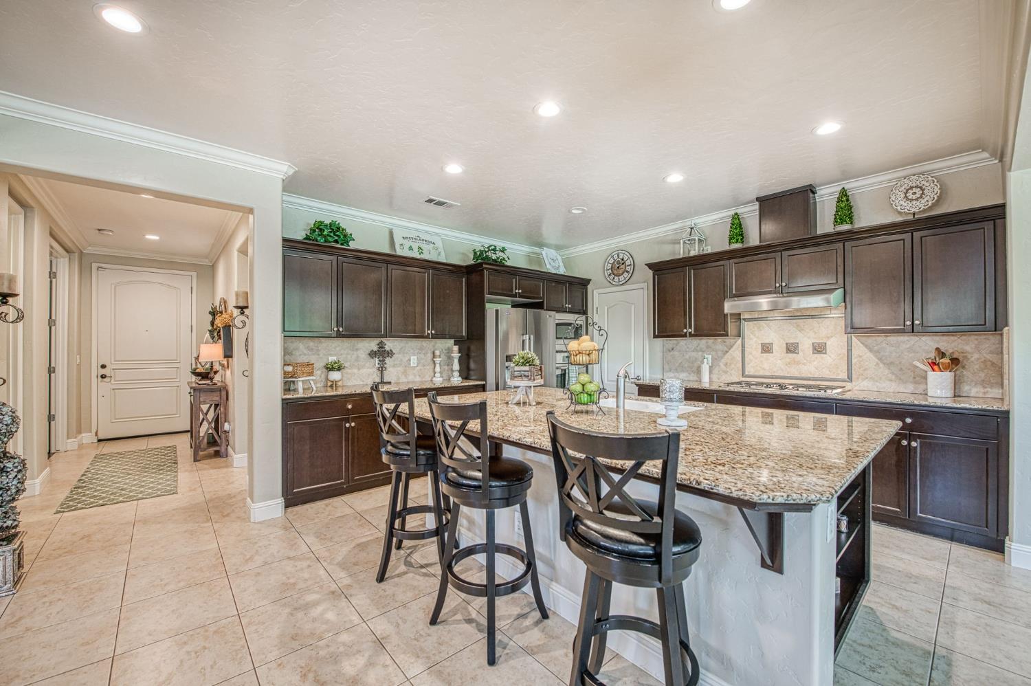 4199 Trenton Ave, Clovis, CA 93619