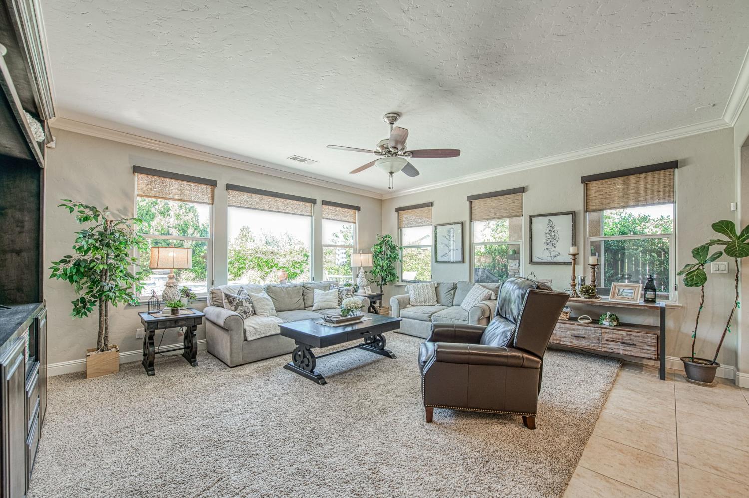 4199 Trenton Ave, Clovis, CA 93619