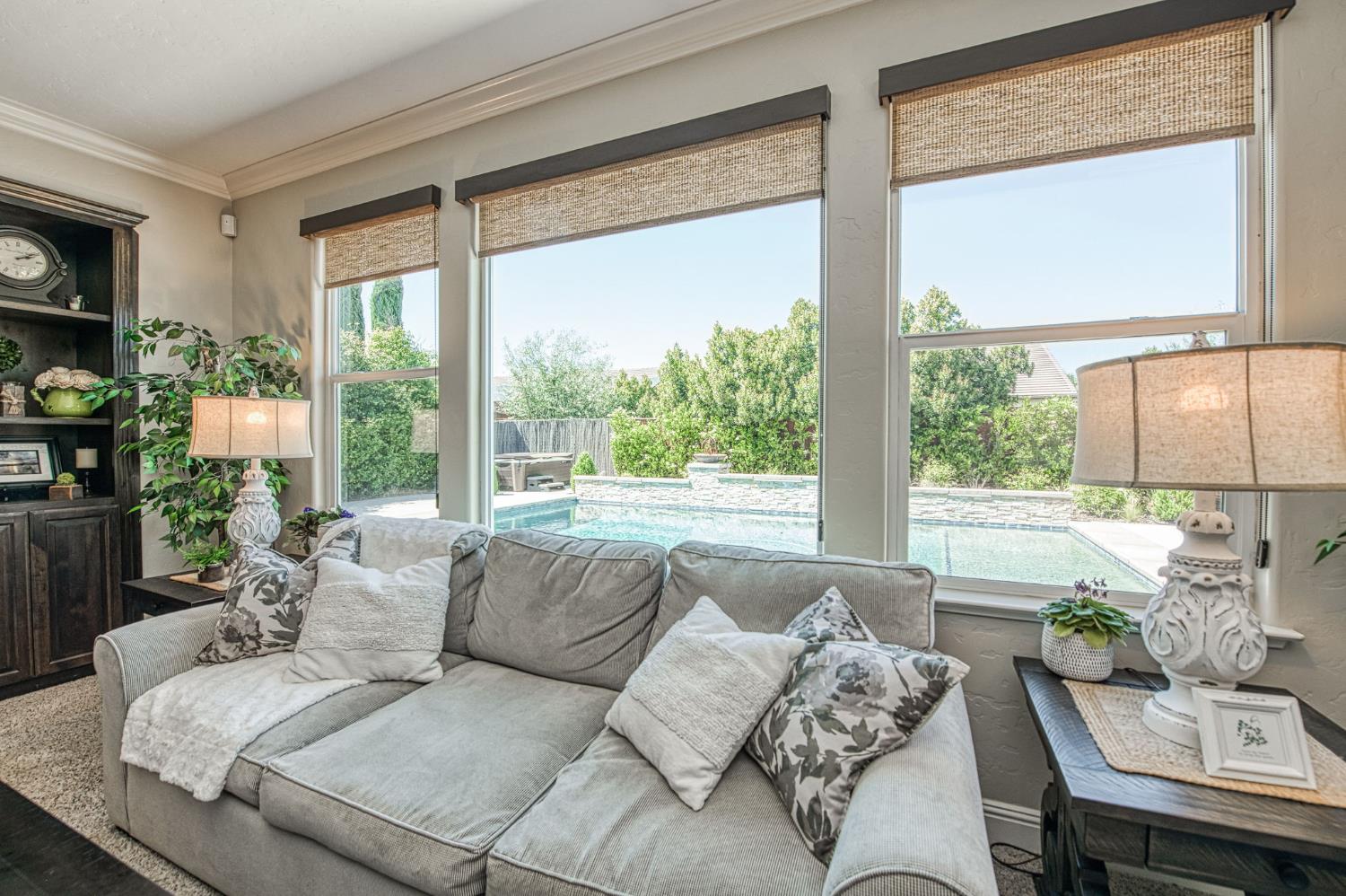 4199 Trenton Ave, Clovis, CA 93619