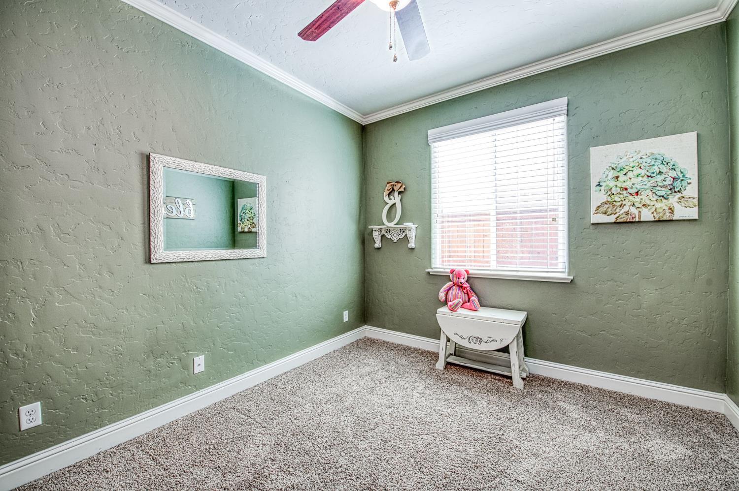 4199 Trenton Ave, Clovis, CA 93619