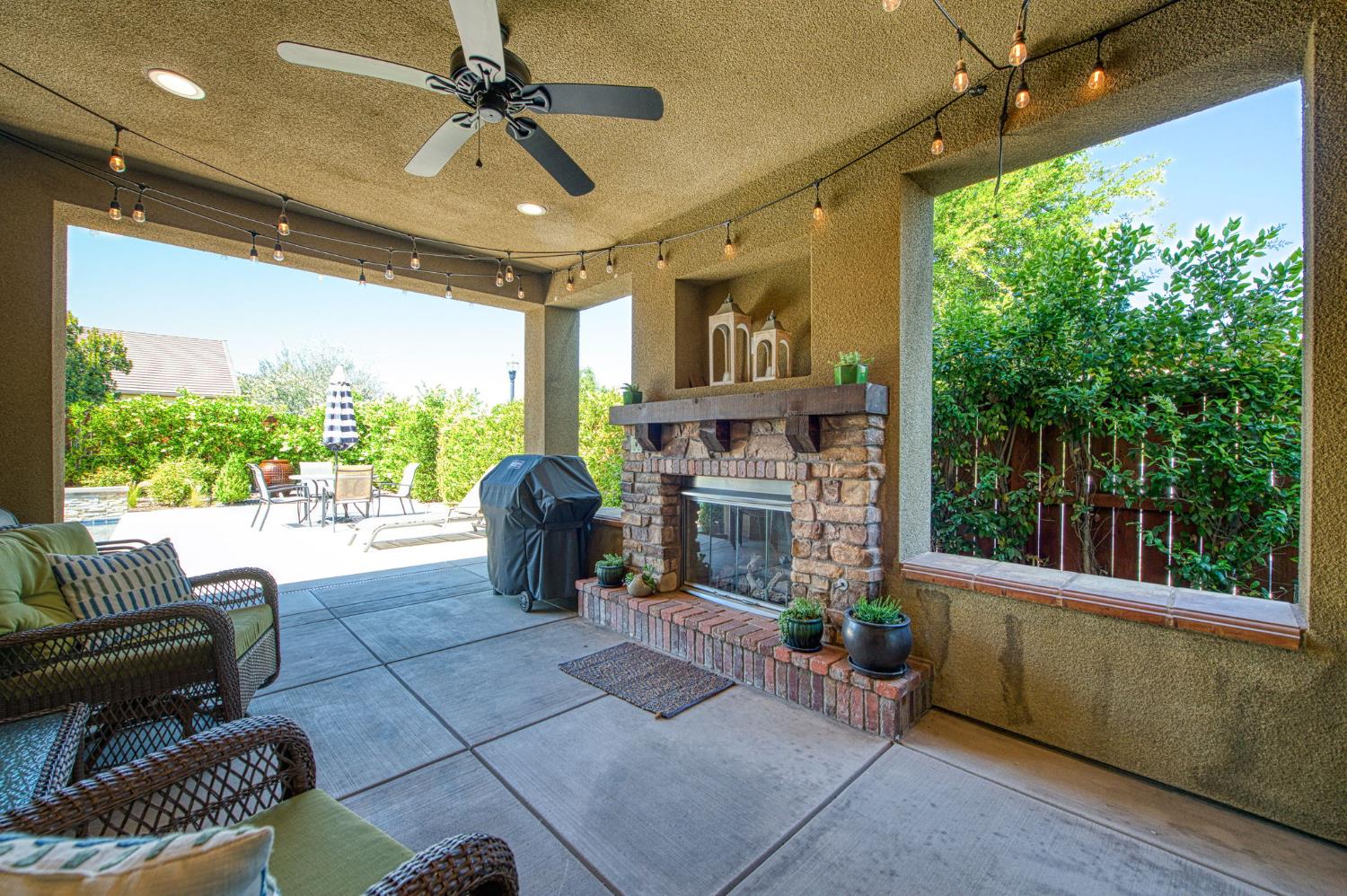 4199 Trenton Ave, Clovis, CA 93619