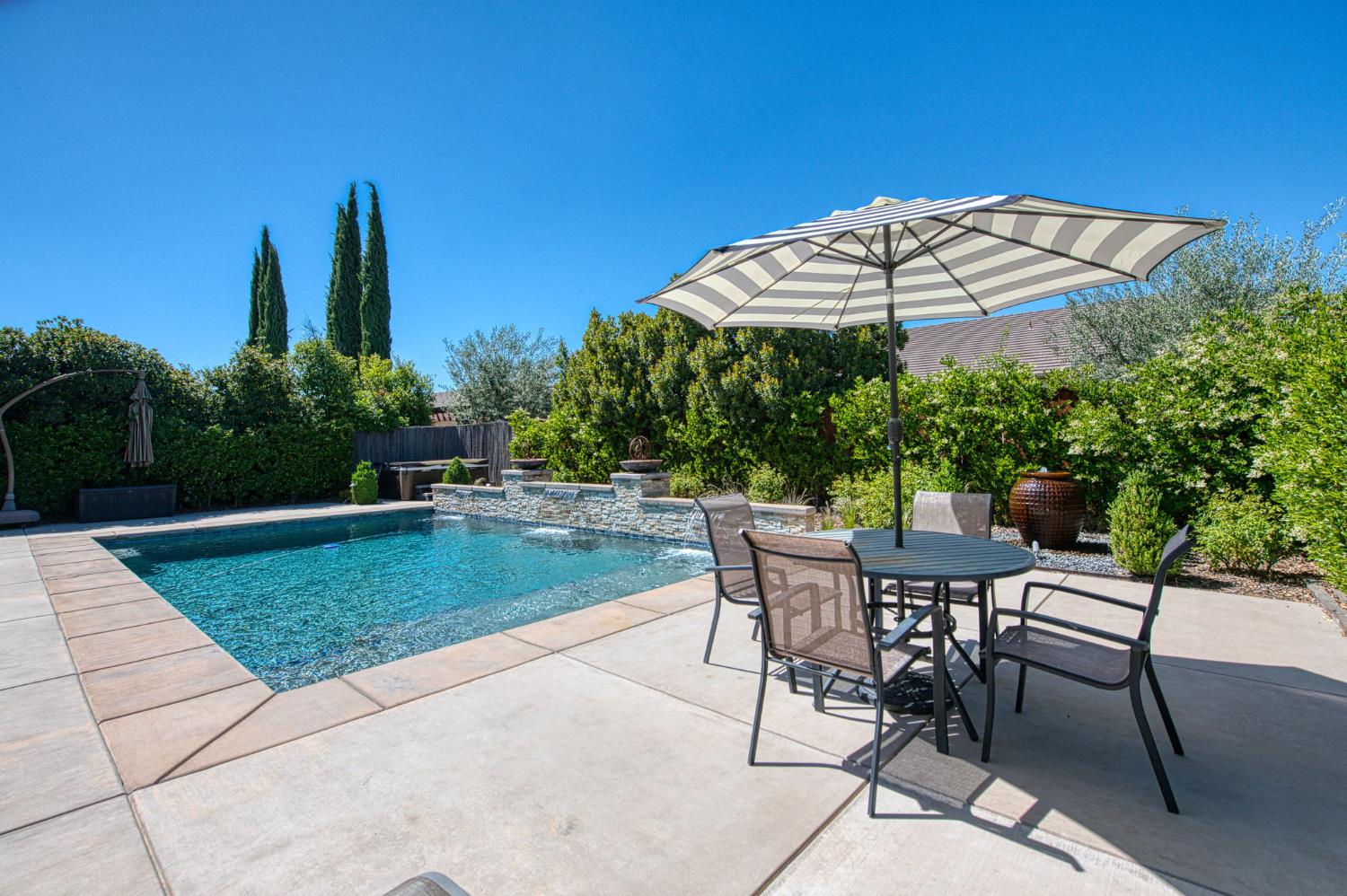 4199 Trenton Ave, Clovis, CA 93619
