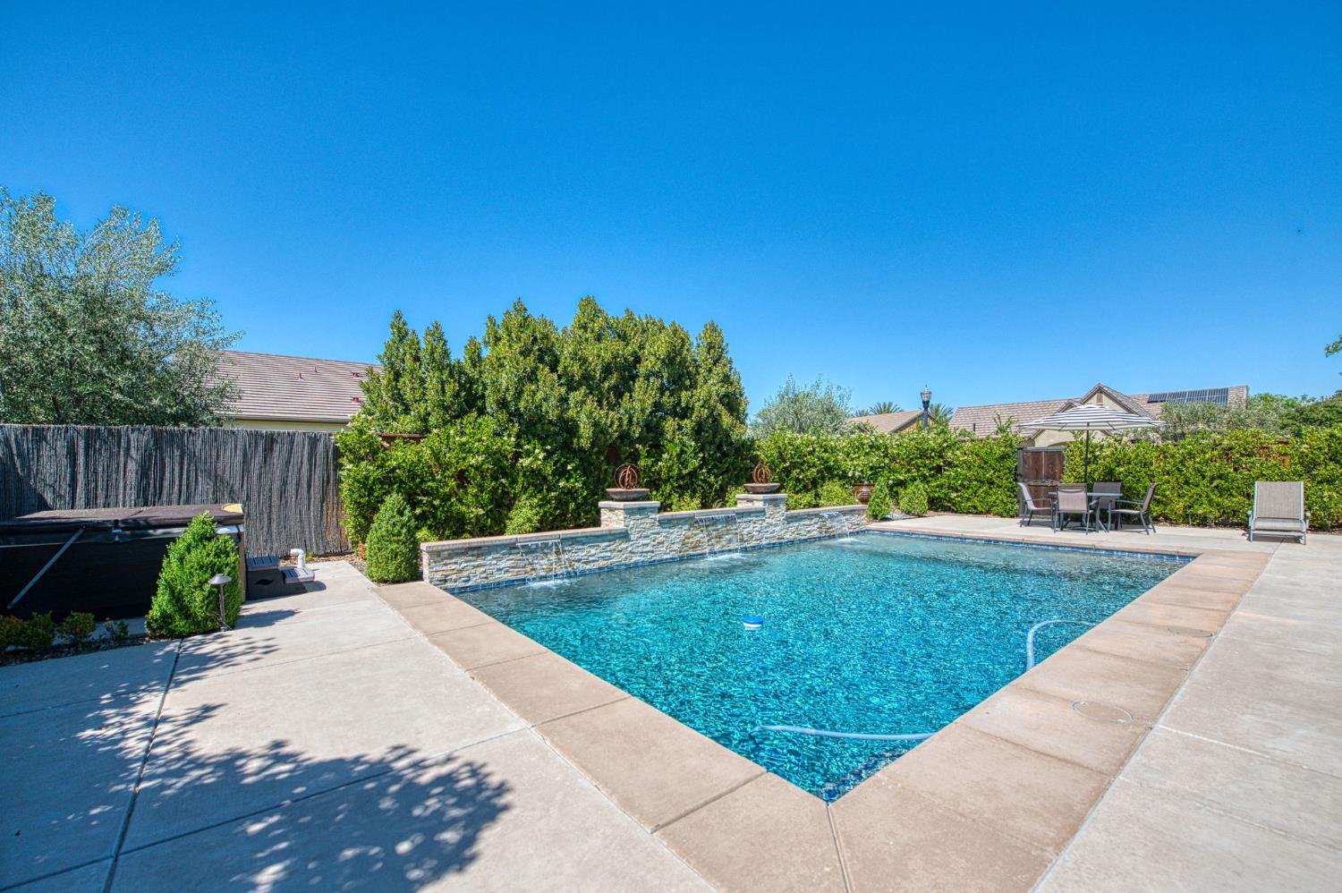 4199 Trenton Ave, Clovis, CA 93619