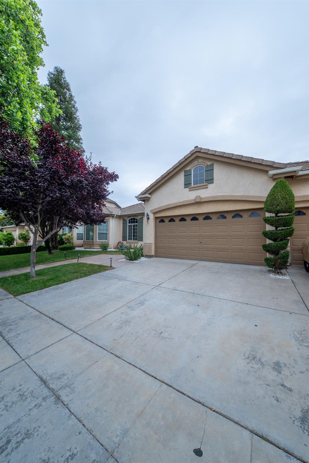 2162 Everglade Ave, Clovis, CA 93619