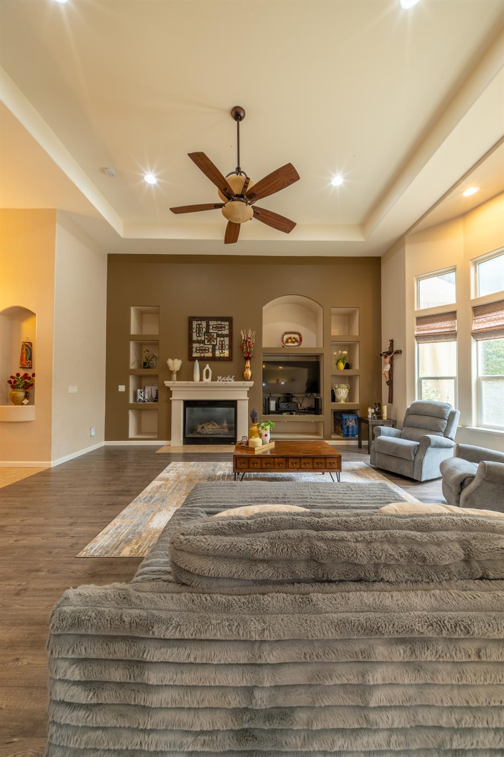 2162 Everglade Ave, Clovis, CA 93619