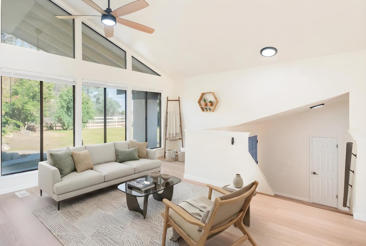 5451 Amber Ave, Clovis, CA 93619