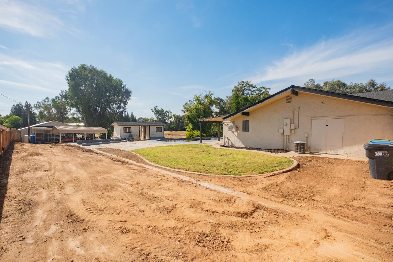 5451 Amber Ave, Clovis, CA 93619