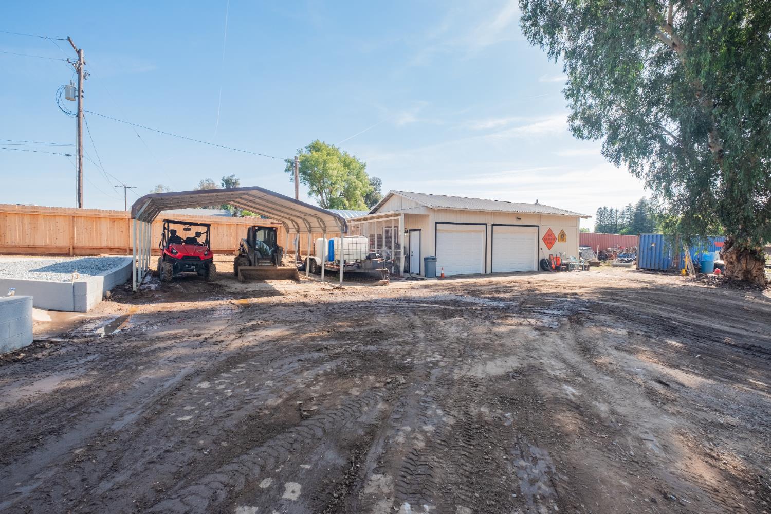 5451 Amber Ave, Clovis, CA 93619