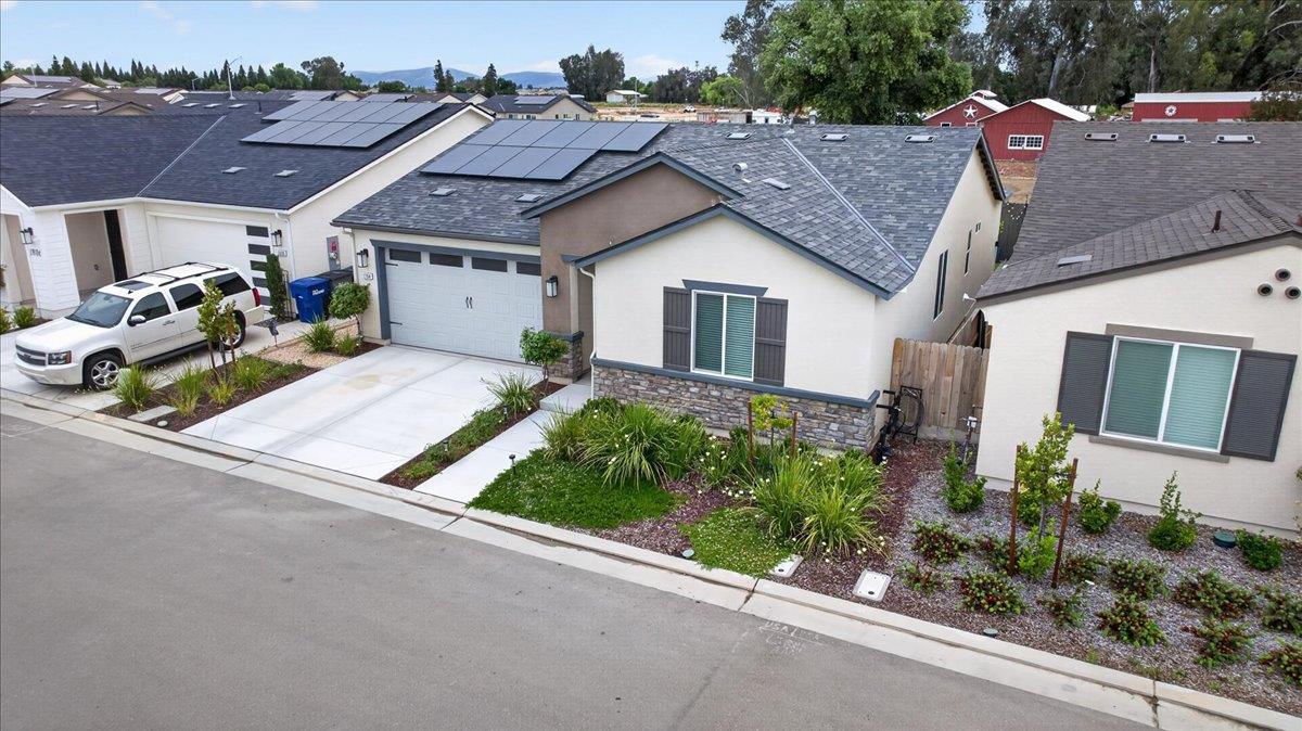 1794 N Carriage Ave, Fresno, CA 93727