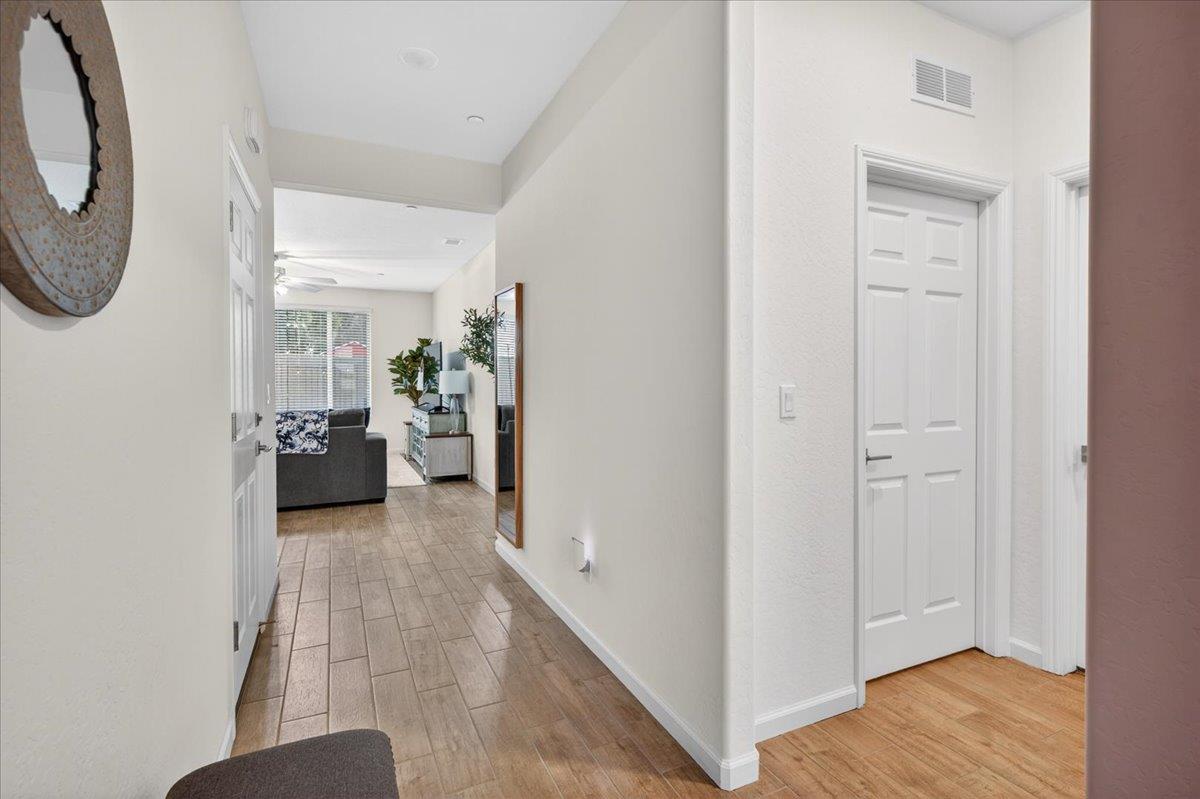 1794 N Carriage Ave, Fresno, CA 93727