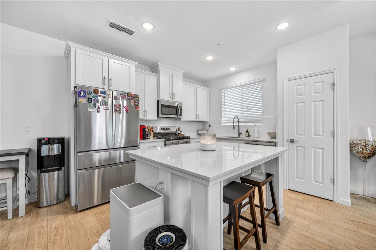 1794 N Carriage Ave, Fresno, CA 93727