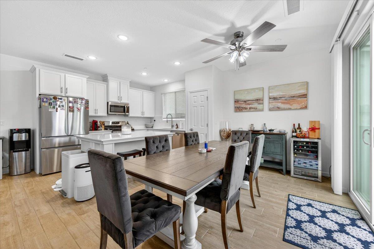 1794 N Carriage Ave, Fresno, CA 93727
