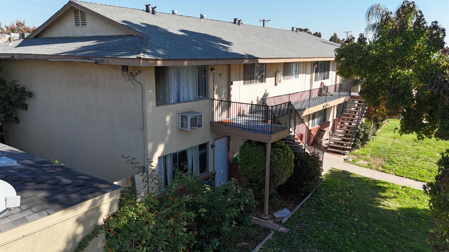 3345 E Fairmont Ave, Fresno, CA 93726