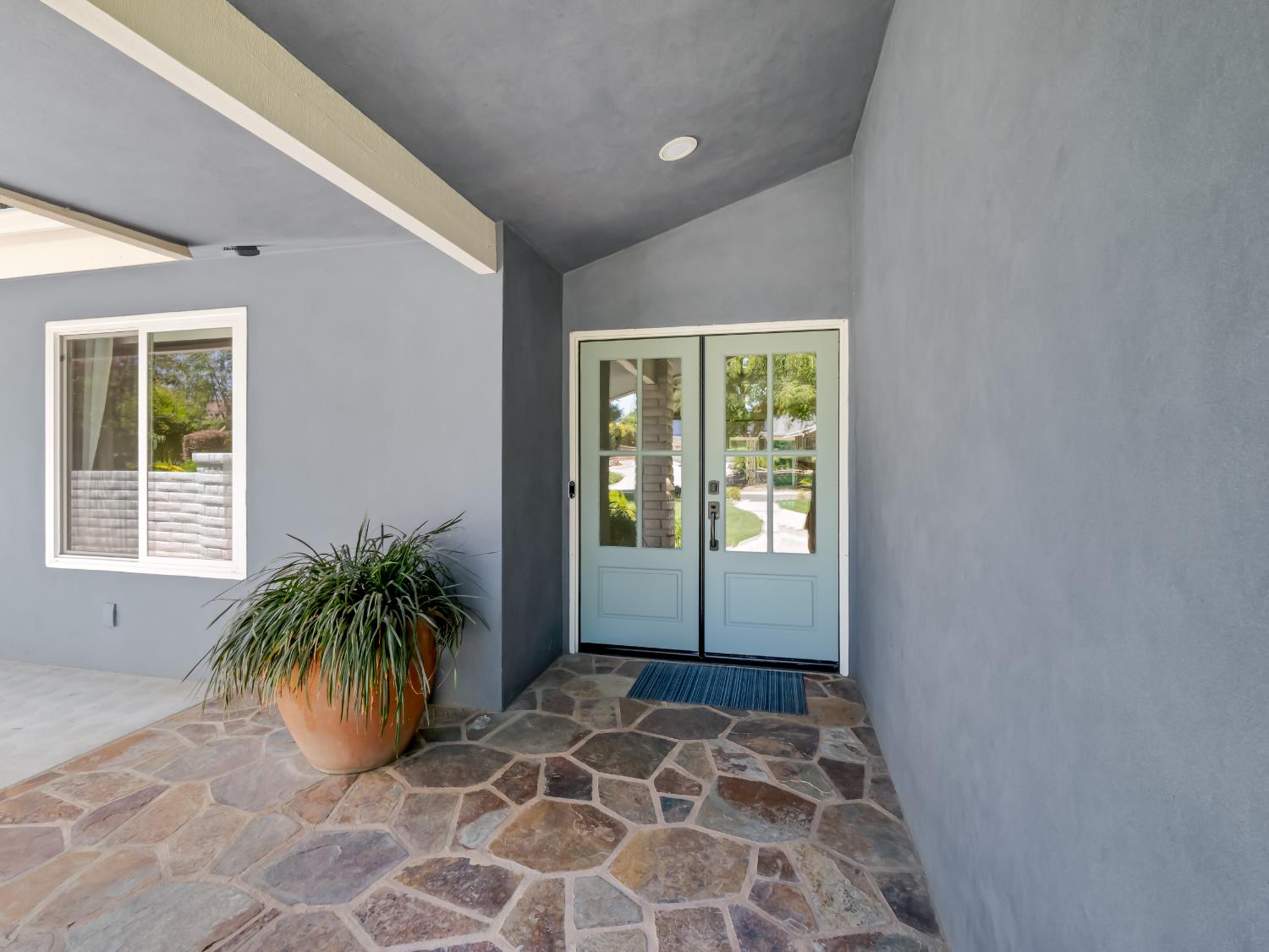 3213 W La Costa Ave, Fresno, CA 93711