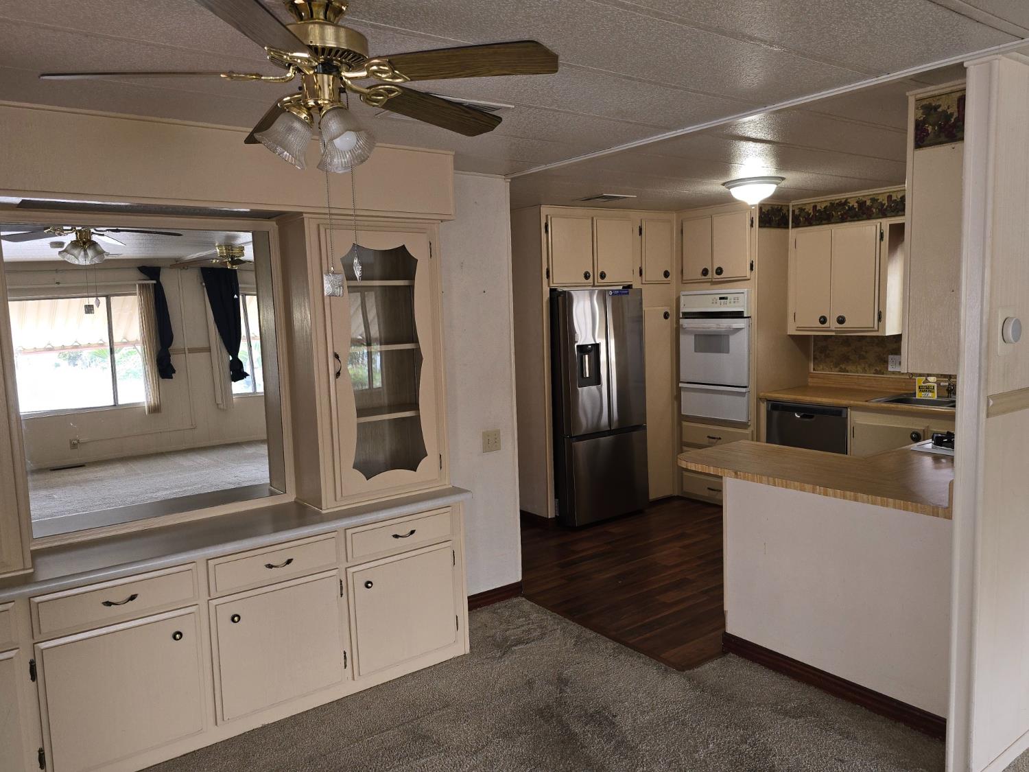 1724 Minnewawa Ave #155, Clovis, CA 93612