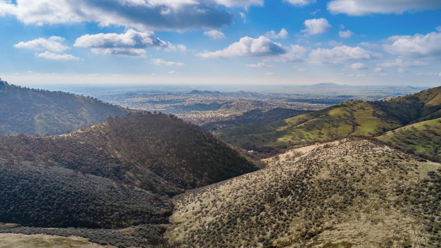 1 Watts Valley Rd, Sanger, CA 93657