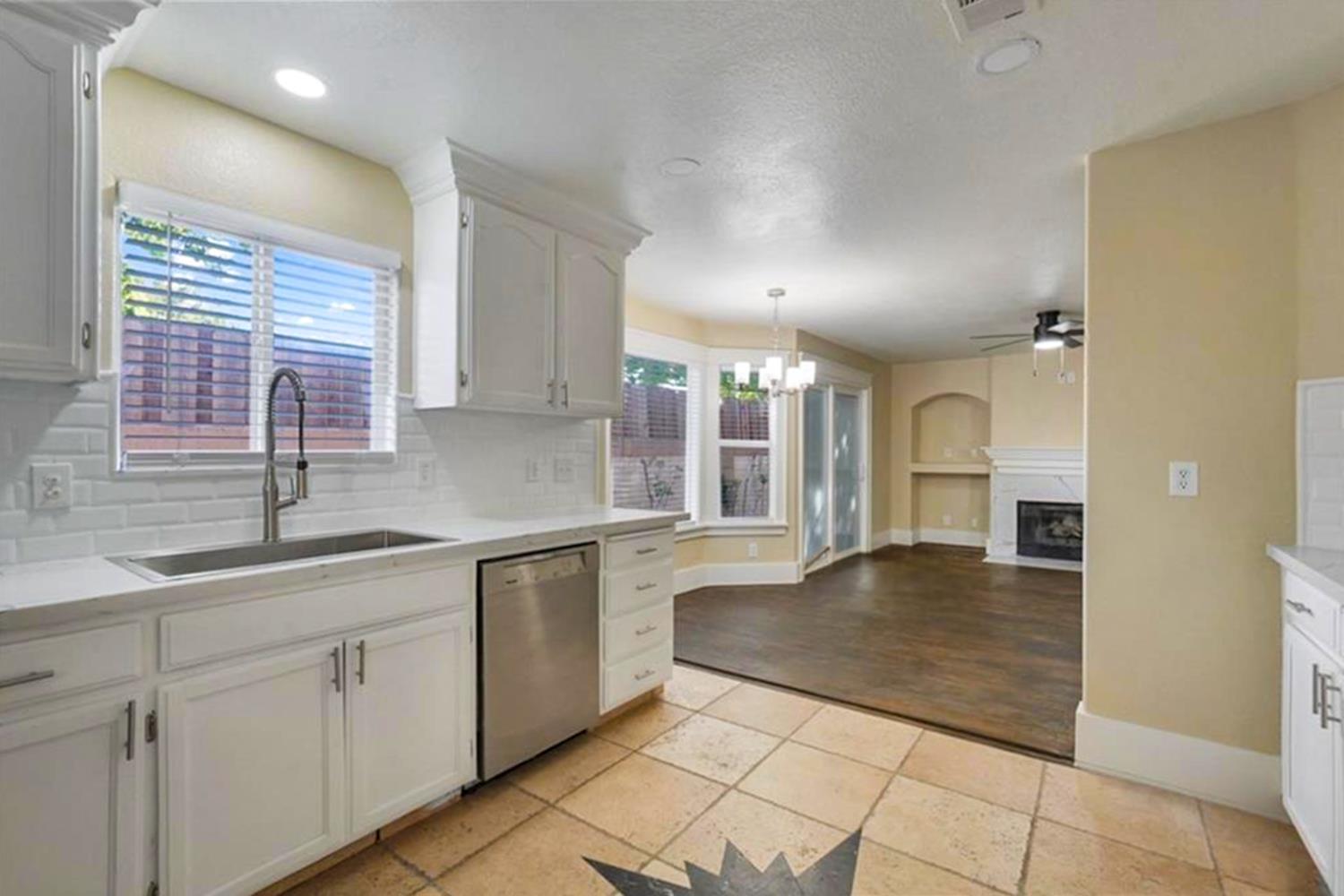 3482 Paseo Verde Ave, Merced, CA 95348