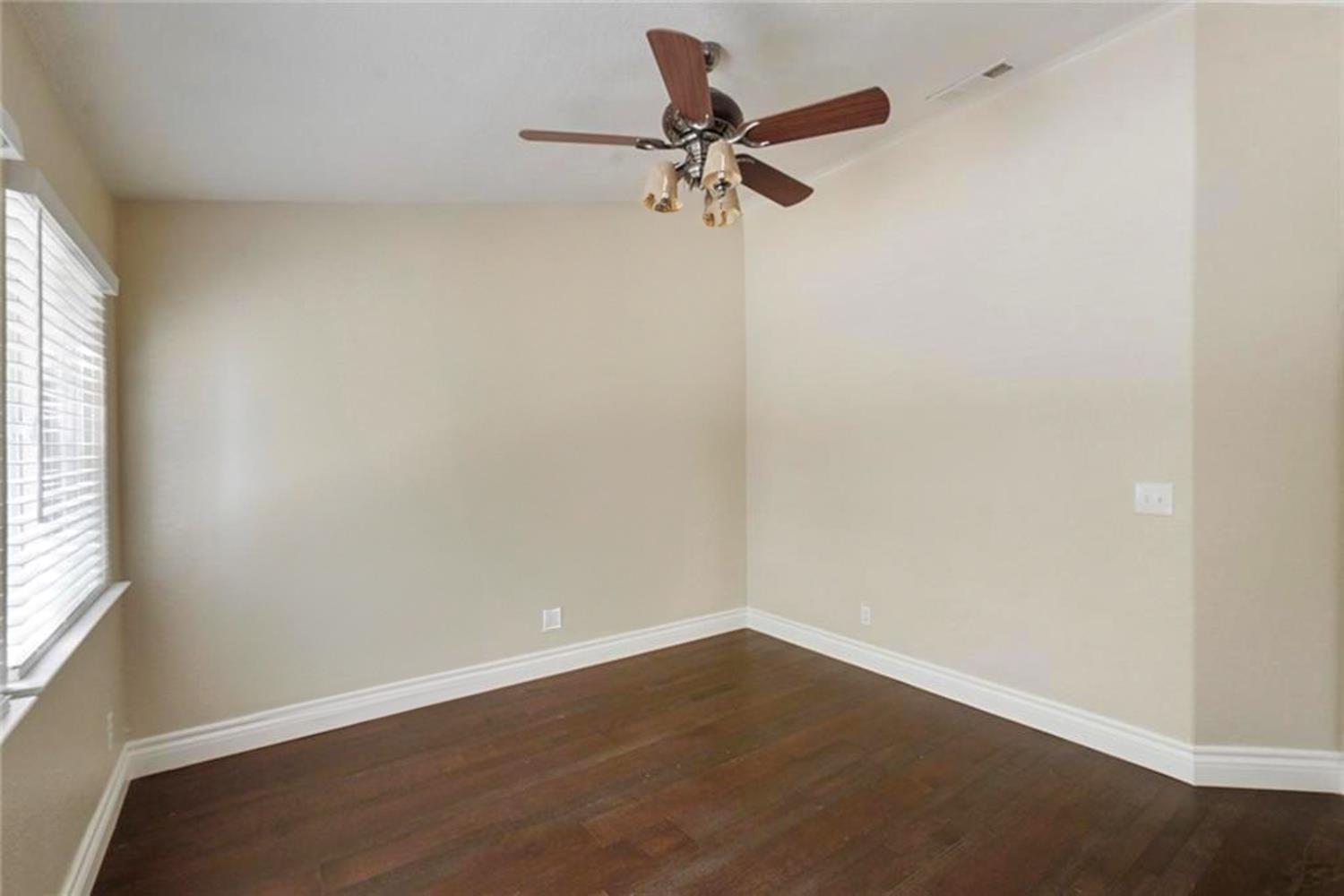 3482 Paseo Verde Ave, Merced, CA 95348