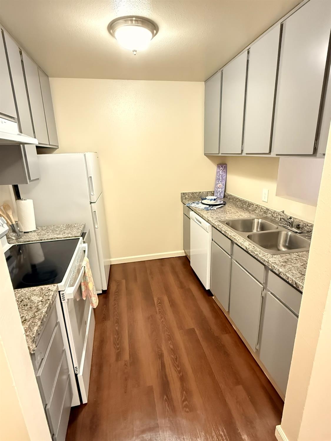 302 W Pleasant St, Coalinga, CA 93210