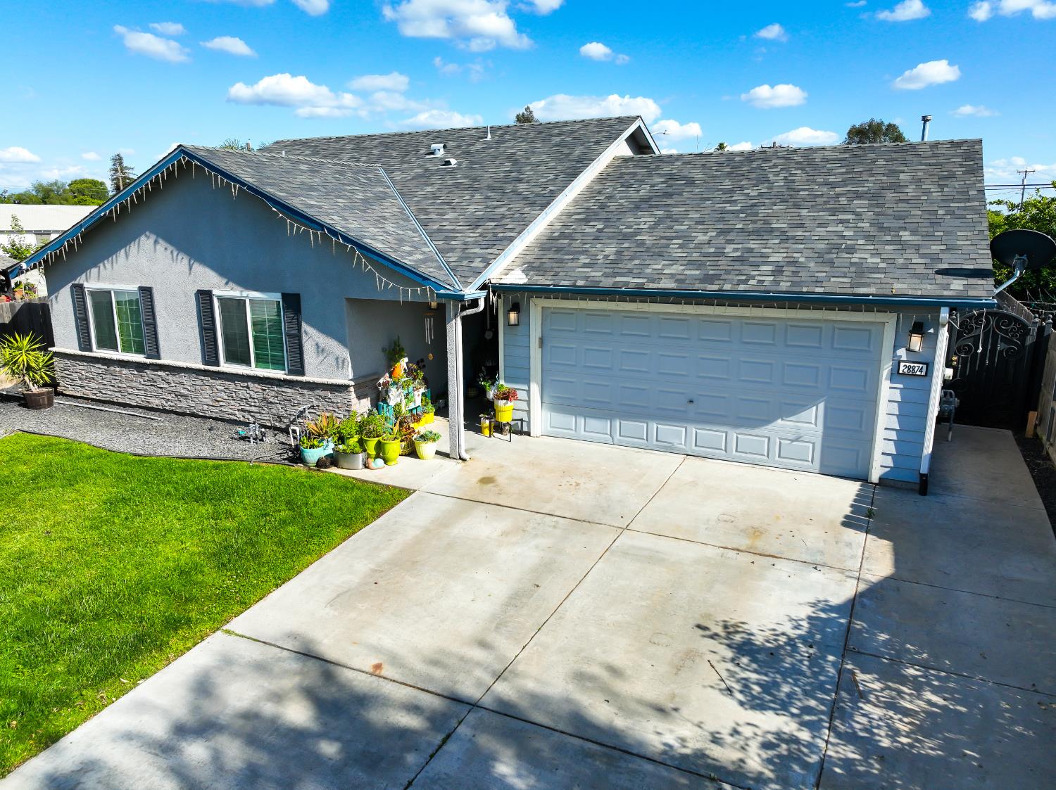 28874 Posey Ave, Madera, CA 93638