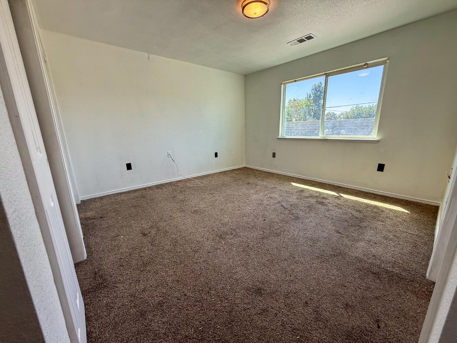 28874 Posey Ave, Madera, CA 93638