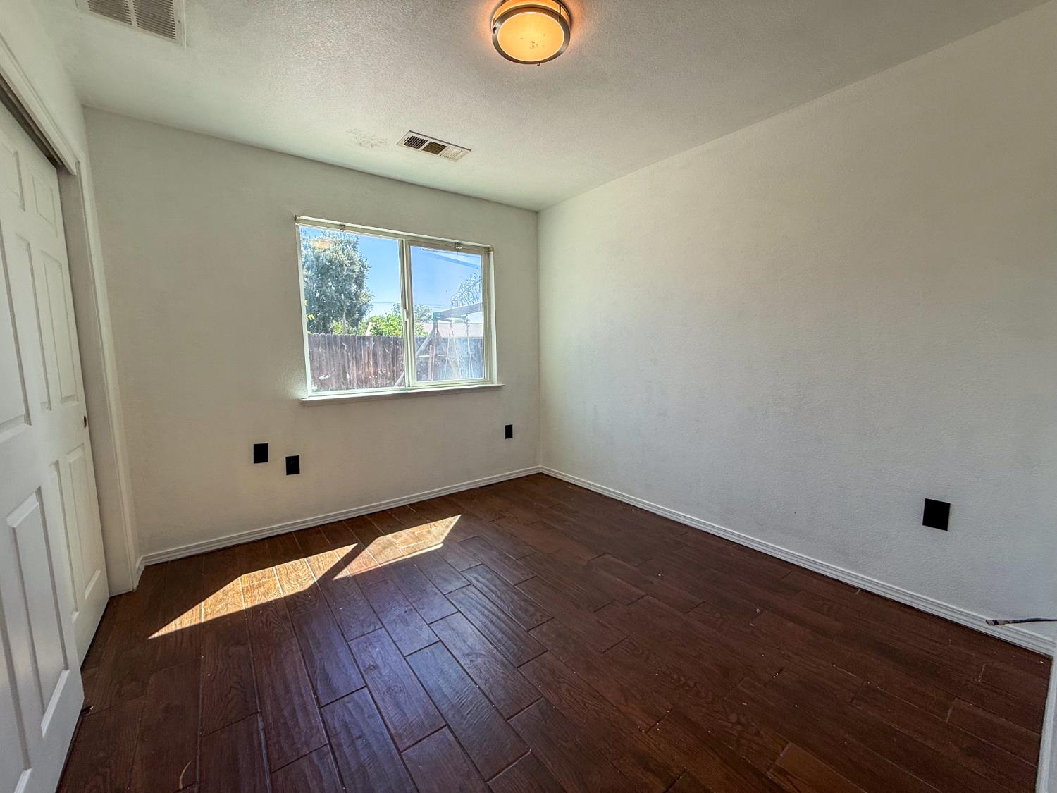 28874 Posey Ave, Madera, CA 93638