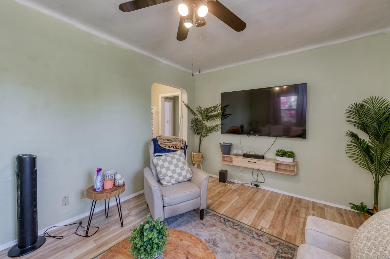 3518 E Clay Ave, Fresno, CA 93702