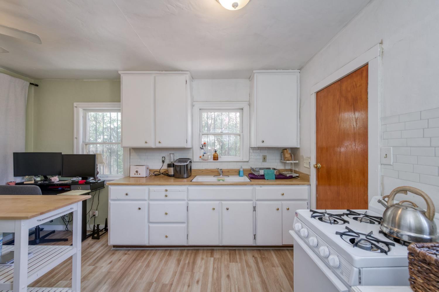 3518 E Clay Ave, Fresno, CA 93702