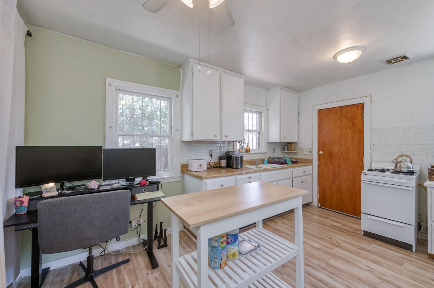 3518 E Clay Ave, Fresno, CA 93702