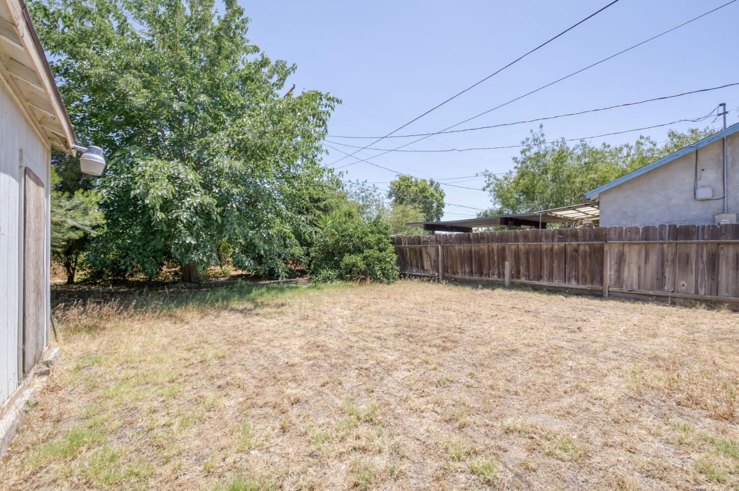 3518 E Clay Ave, Fresno, CA 93702