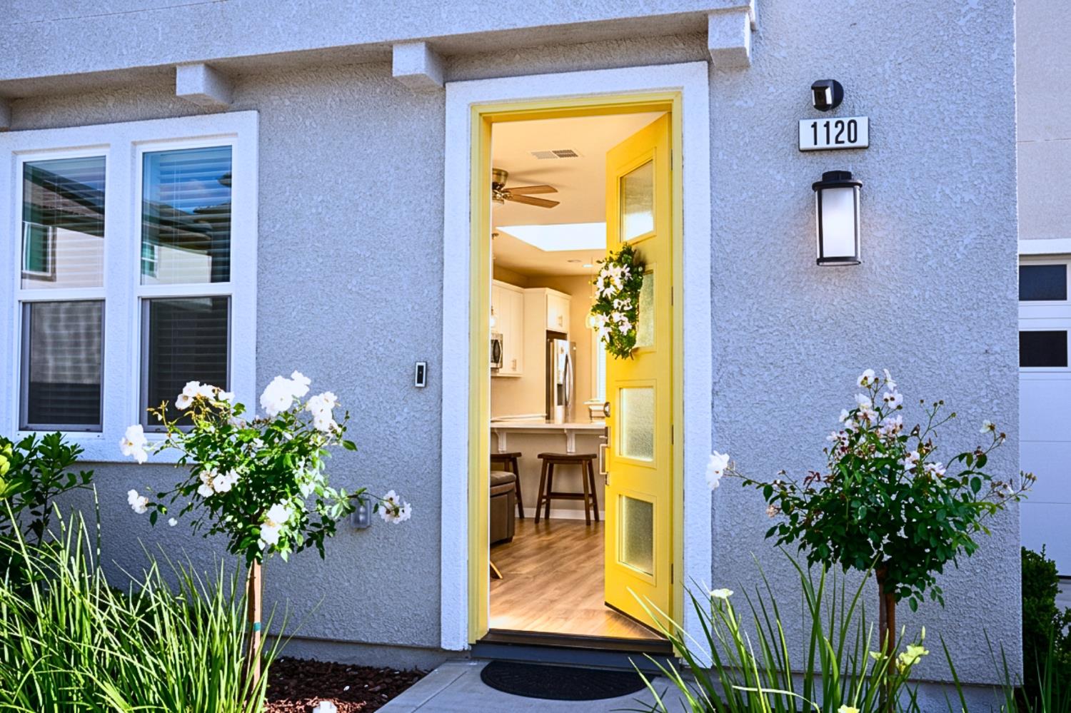1120 Vanguard Way W, Madera, CA 93636