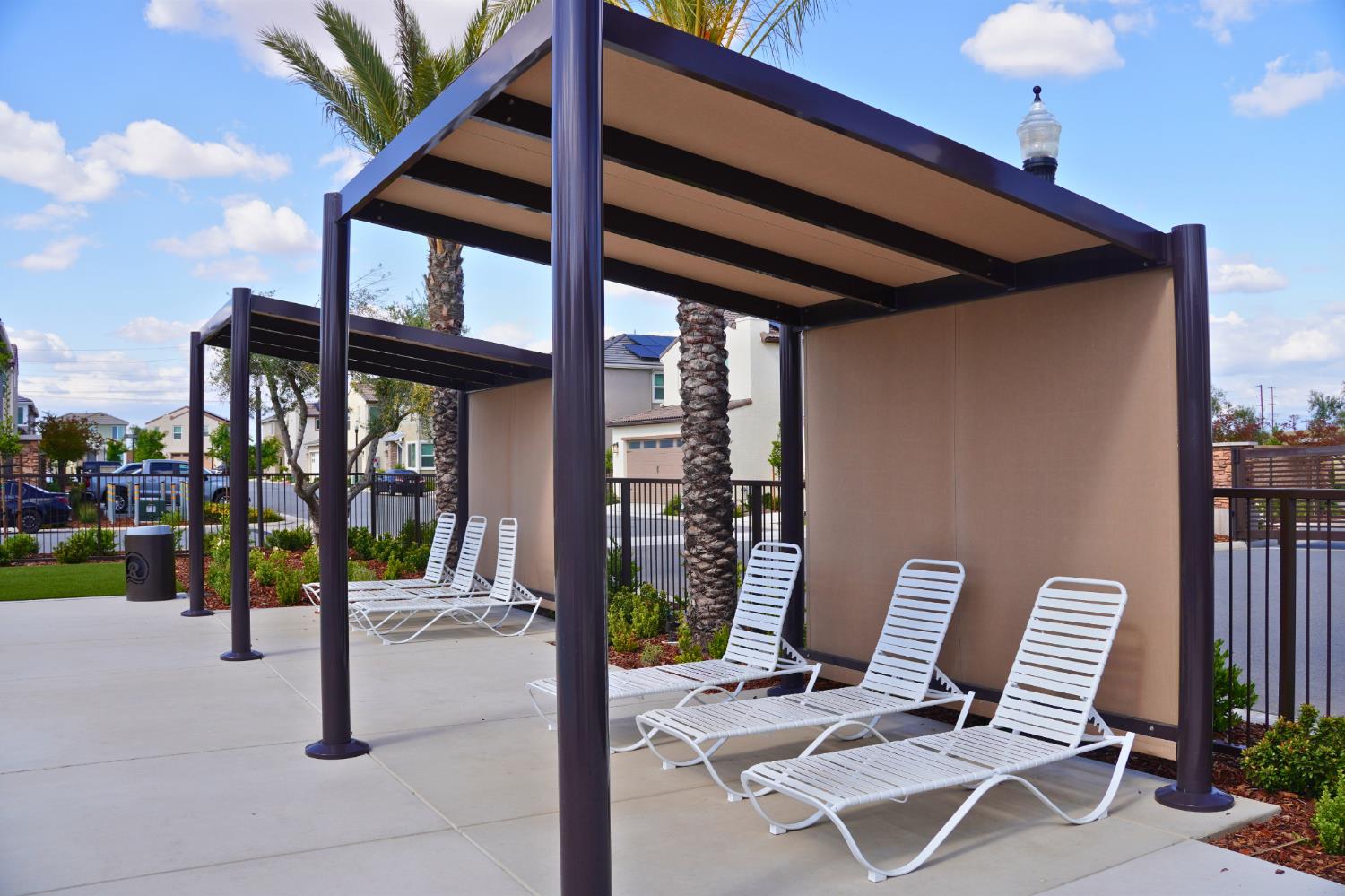 1120 Vanguard Way W, Madera, CA 93636
