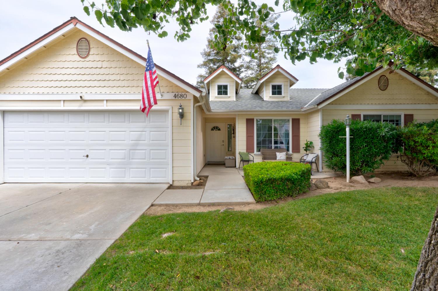 4680 W Chennault Ave, Fresno, CA 93722