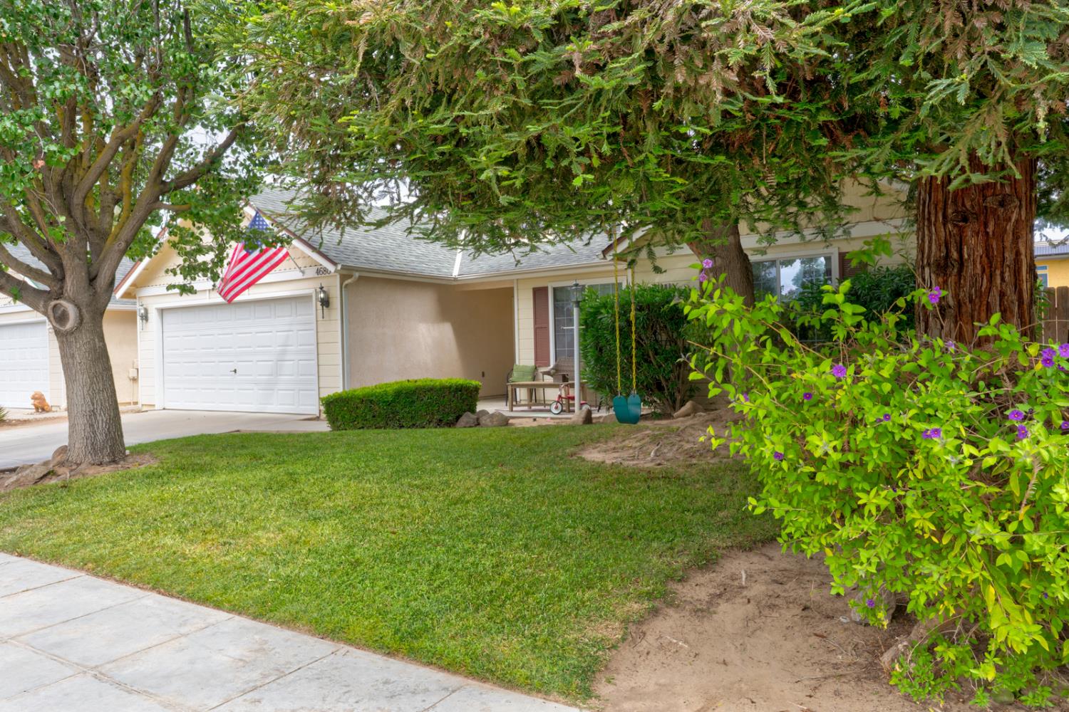 4680 W Chennault Ave, Fresno, CA 93722