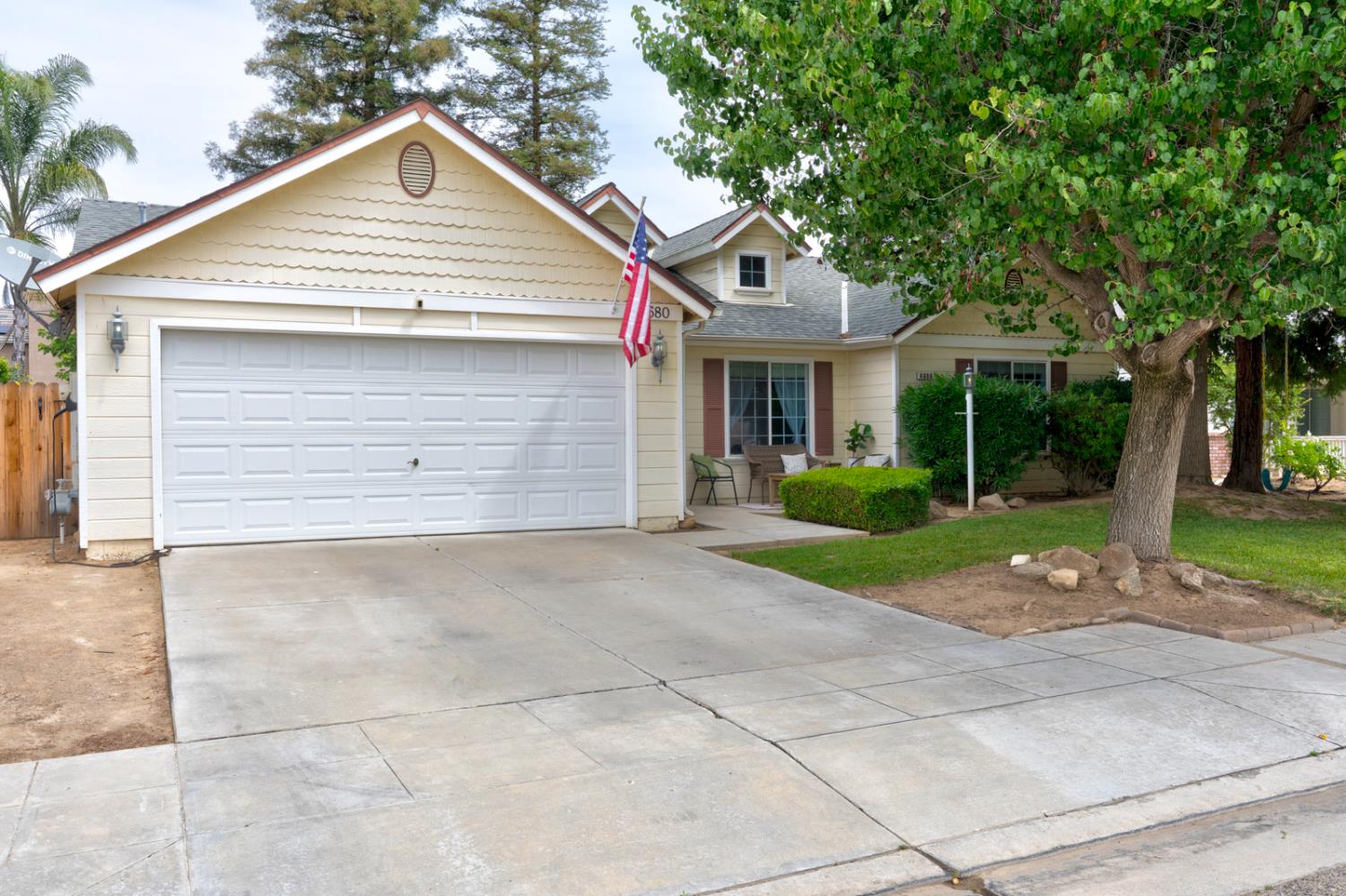 4680 W Chennault Ave, Fresno, CA 93722