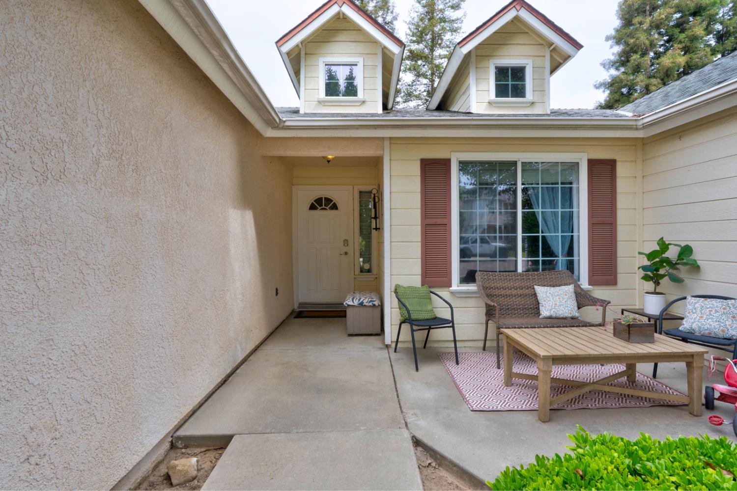 4680 W Chennault Ave, Fresno, CA 93722