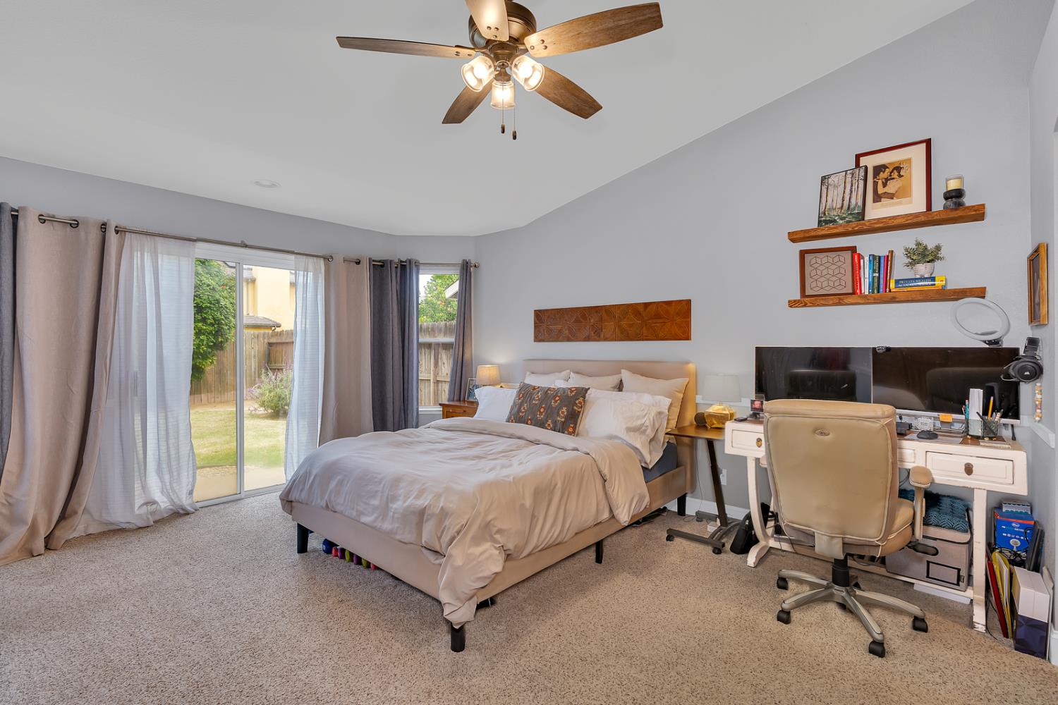 4680 W Chennault Ave, Fresno, CA 93722