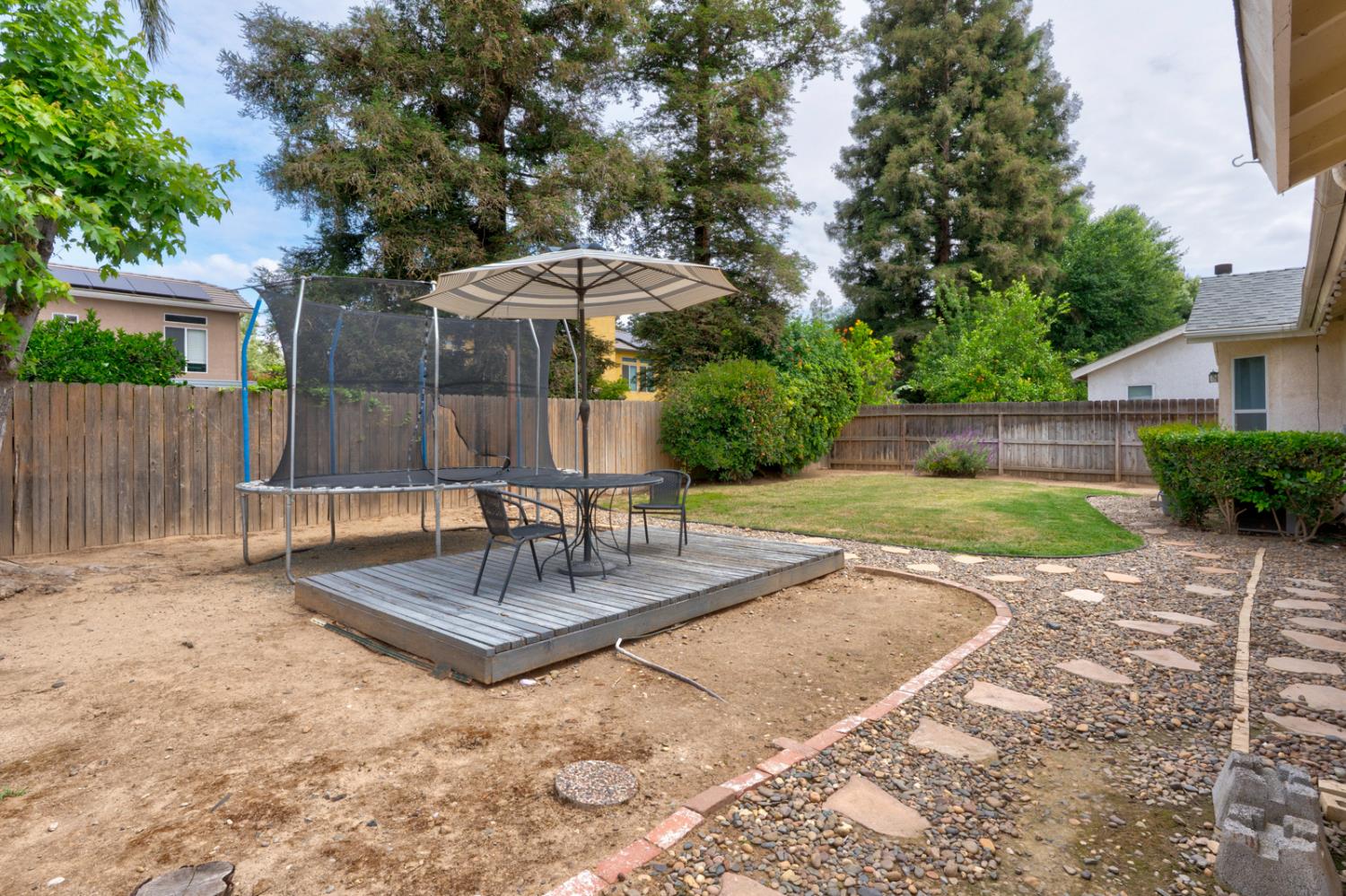 4680 W Chennault Ave, Fresno, CA 93722