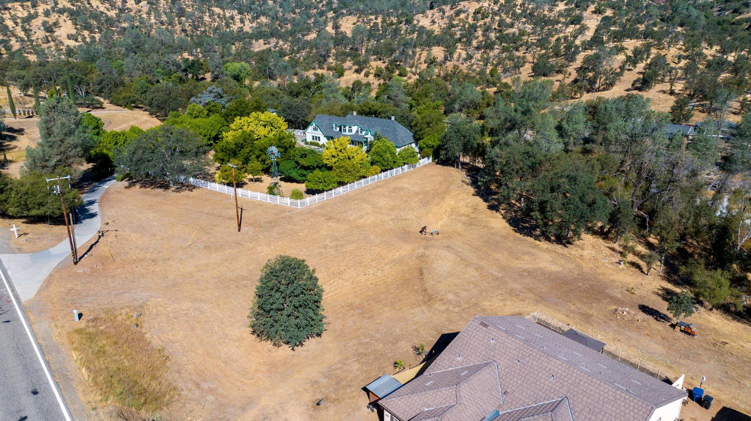 71 Rd 400, Coarsegold, CA 93614