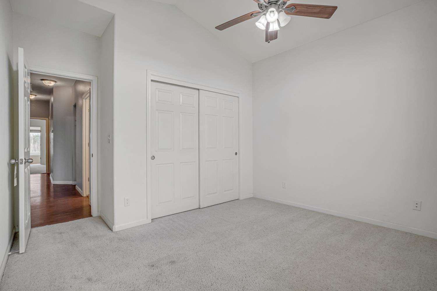 3062 N Filbert Ave, Fresno, CA 93727