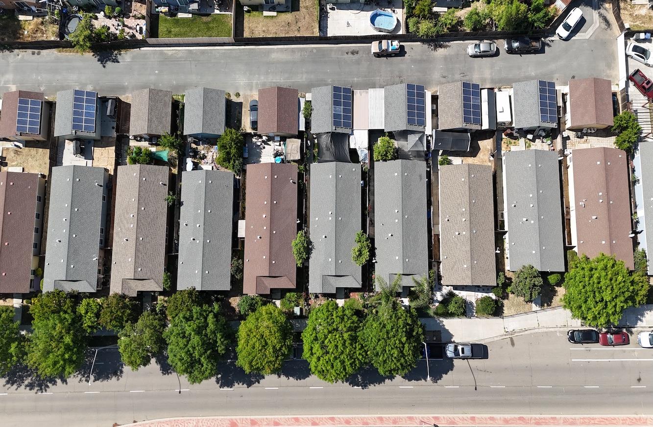 1199 W Cesar Chavez Blvd, Fresno, CA 93706