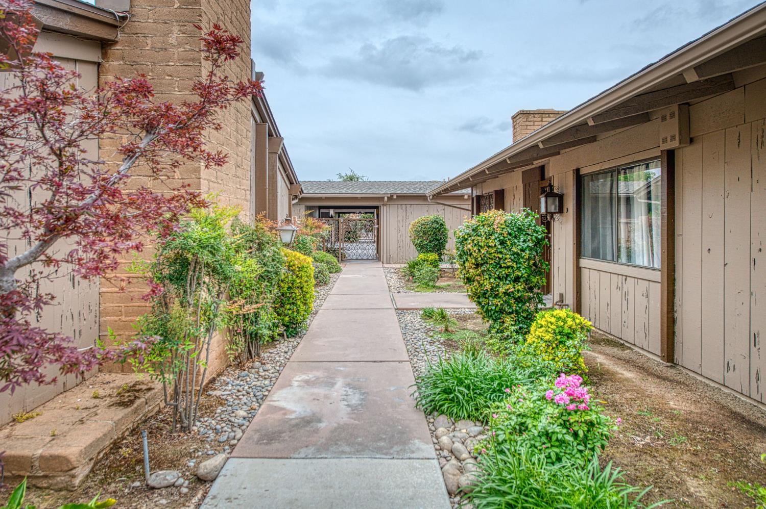 5052 N Wishon Ave #C, Fresno, CA 93704