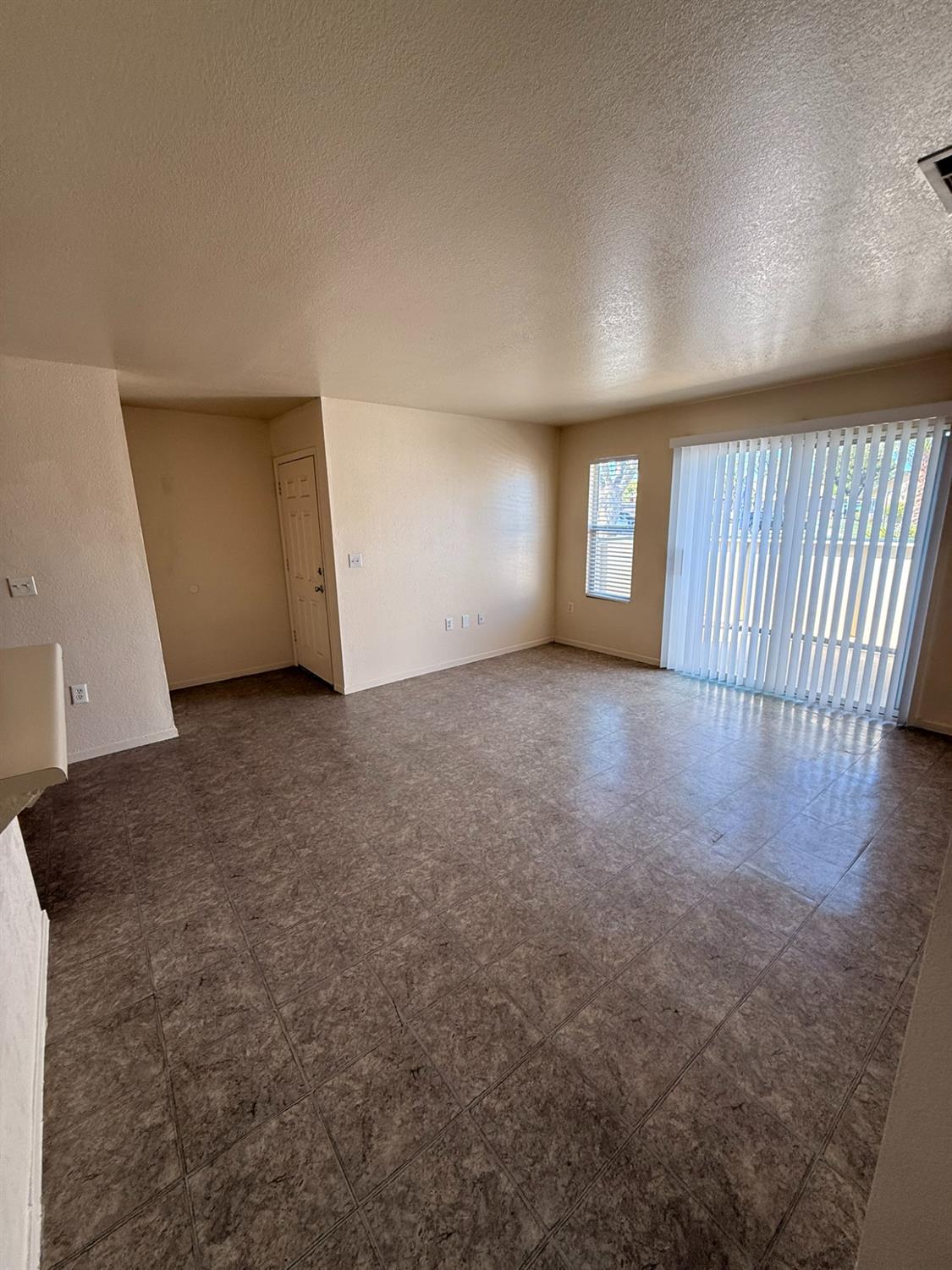 400 W Forest Ave, Coalinga, CA 93210